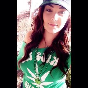 Meet your Posher, Cortney